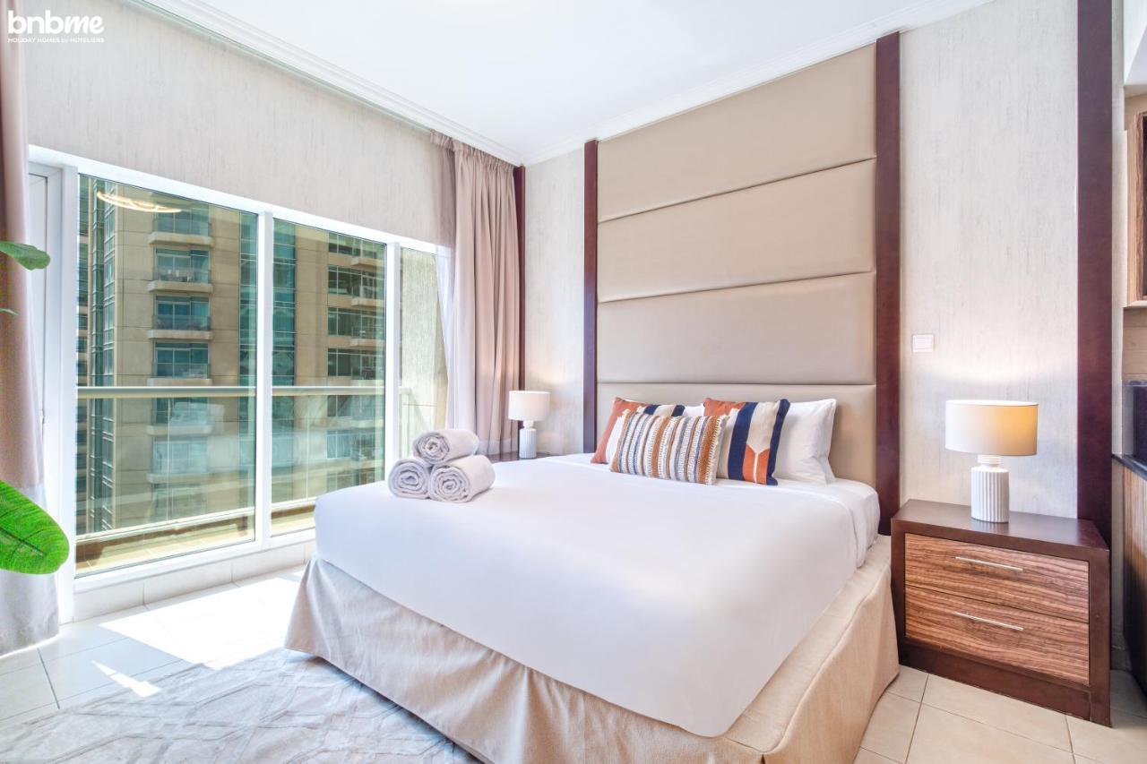 Bnbmehomes - Spacious Studio In Downtown Near Burj Khalifa - 1703 Дубай Екстериор снимка