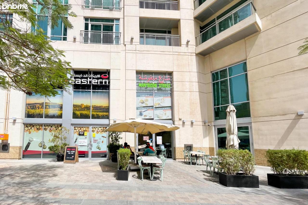 Bnbmehomes - Spacious Studio In Downtown Near Burj Khalifa - 1703 Дубай Екстериор снимка